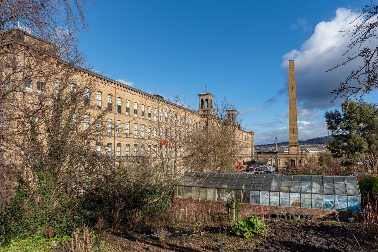 Riverside Balcony Apartment With Parking Just Minutes To Saltaire Shipley (West Yorkshire) Extérieur photo